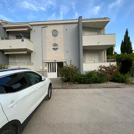 Apartman Lili Zaton  Εξωτερικό φωτογραφία