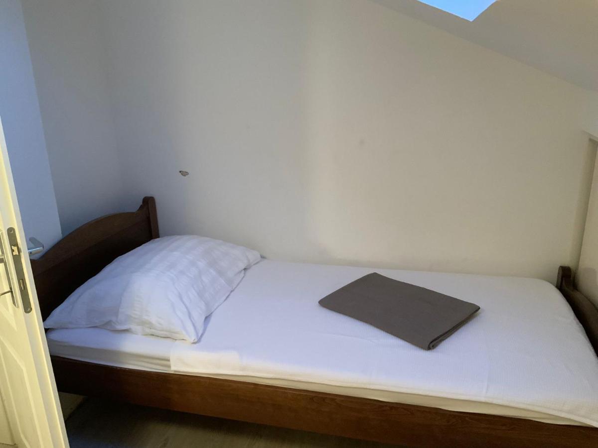 Apartman Lili Zaton  Εξωτερικό φωτογραφία
